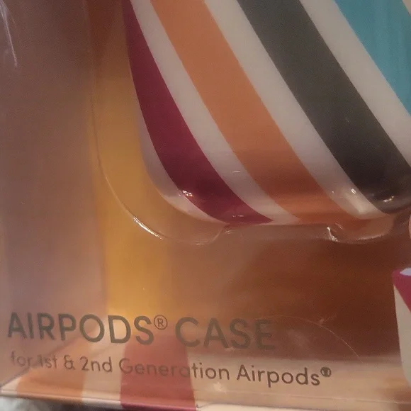 XO Poppy Striped AirPods Case - Picture 2 of 4